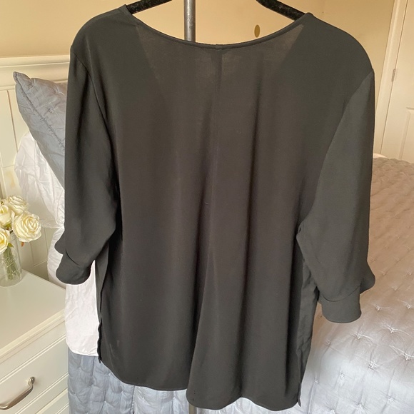 Ann Taylor 3/4 Sleeve Black Top - Picture 2 of 4